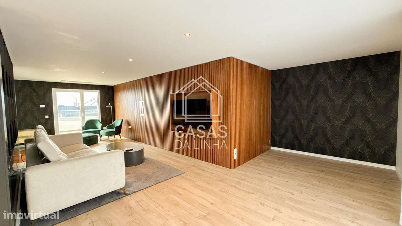 T3+1 Duplex de luxo mobilado e equipado no Montijo - Grande imagem: 2/13