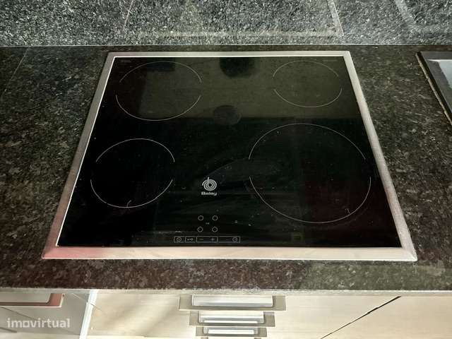 T2 Baguim remodelado, 2 frentes, próximo Estação do Metro da Campainha-15