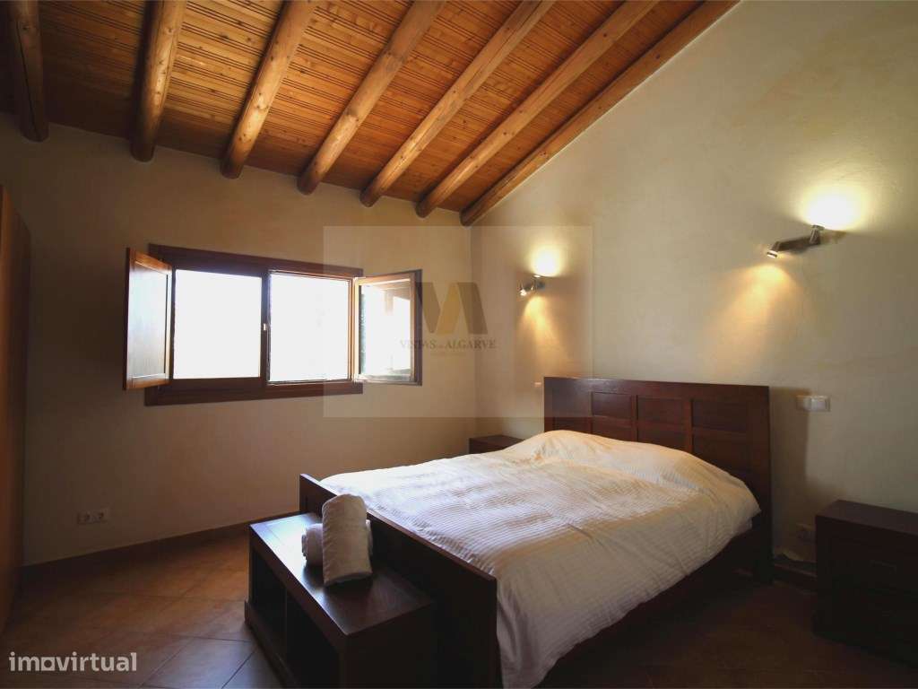 Encantadora moradia, ideal para quem procura tranquilidade sem abdi... - Grande imagem: 5/10