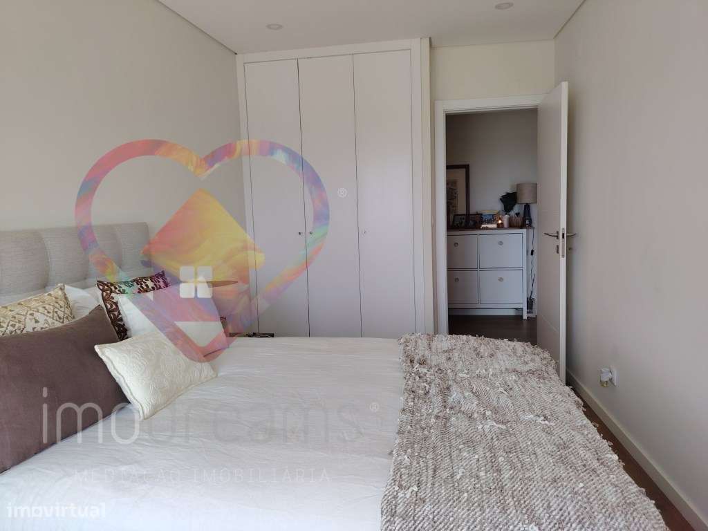 Apartamento T2 , Ultimo Piso, com vista Rio Tejo em Vialonga - Lisboa-21