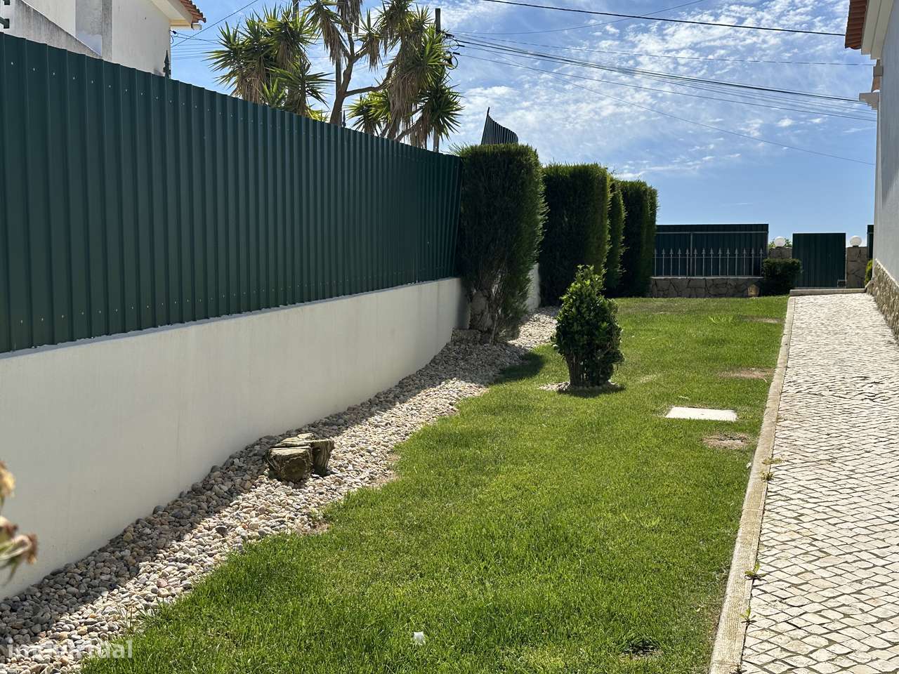 Moradia Isolada T3 com Piscina e Vista Mar na Ericeira-32