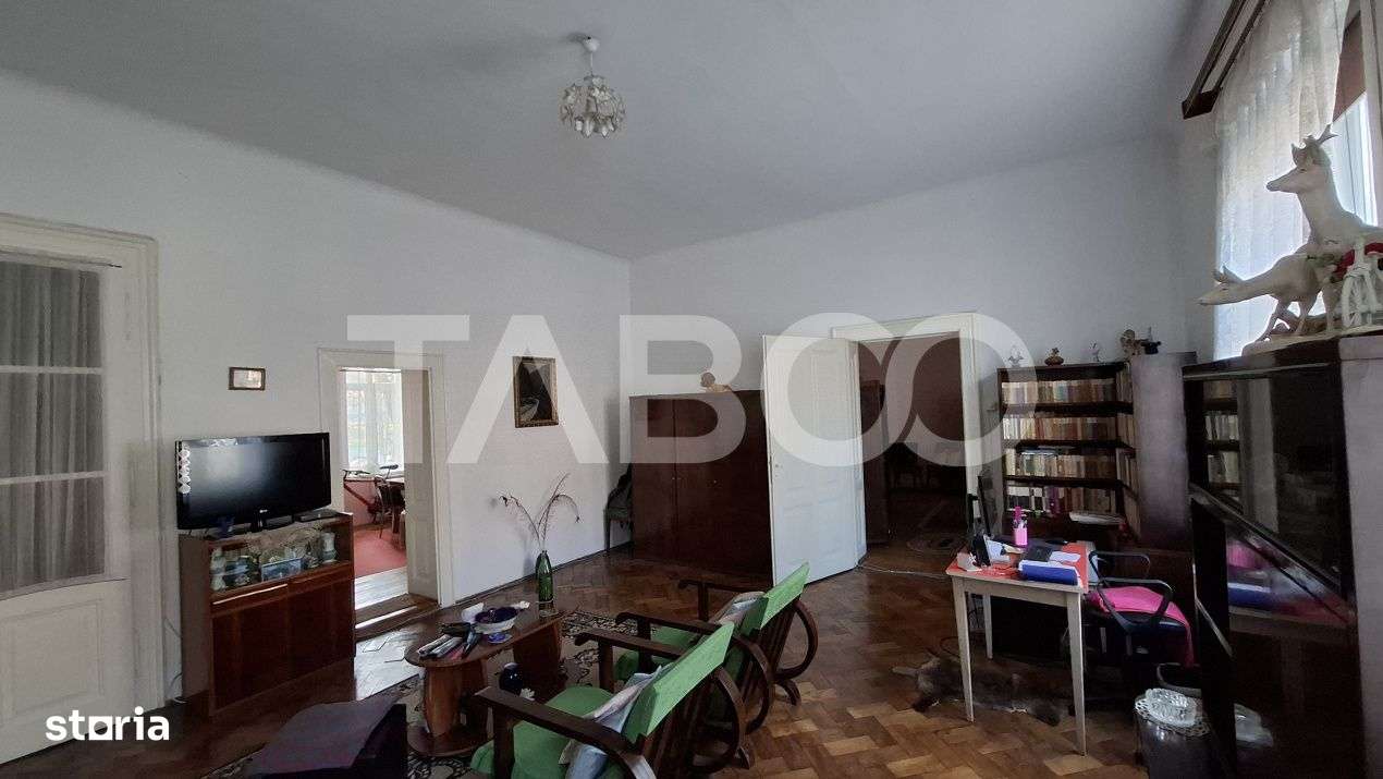 Apartament la vila 3 camere de vanzare 113 mp zona Ultracentral Sibiu - Imagine principală: 2/10