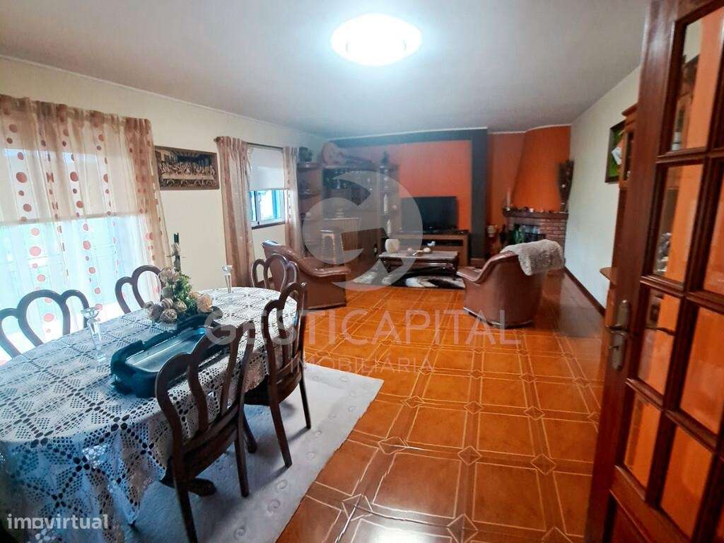Moradia T3 com terreno em Várzea de Ovelha, Marco de Canaveses-10
