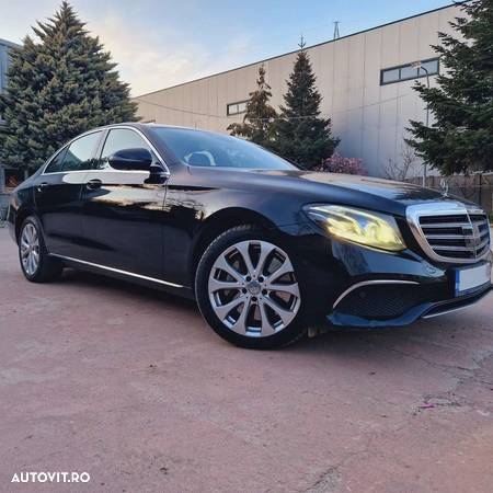 Mercedes-Benz E 400 4MATIC Aut. - 9