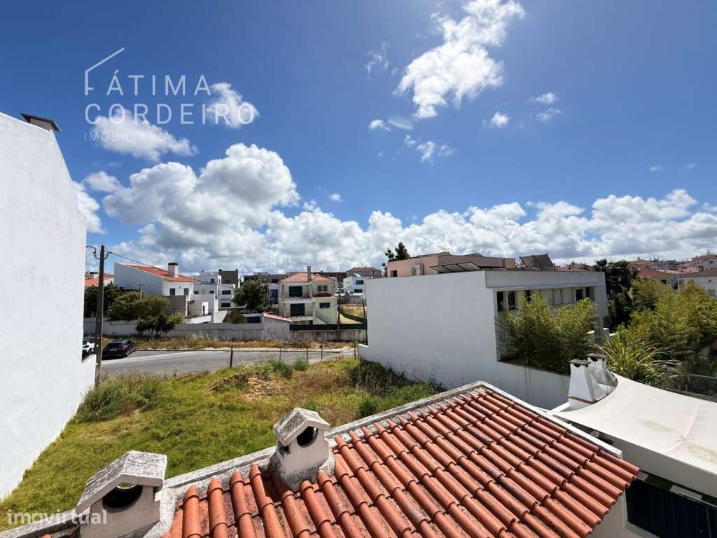 Moradia em Banda T4 no Feijó - Espaço, Conforto e Excelente Localiz...-23