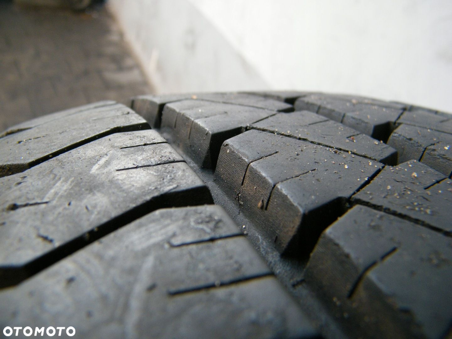 R41 2xLATO 225/65R16C 112/110R GOODYEAR CARGO G26 - 6