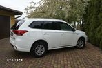 Mitsubishi Outlander - 16