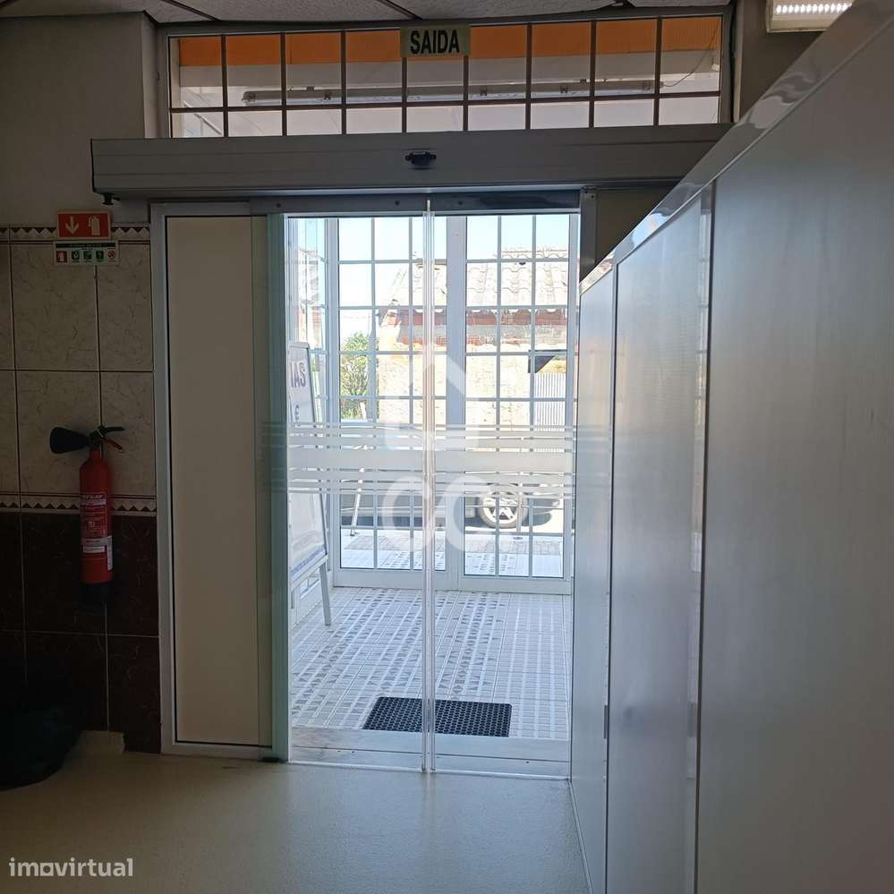 Restaurante em Funcionamento – Martingança-5