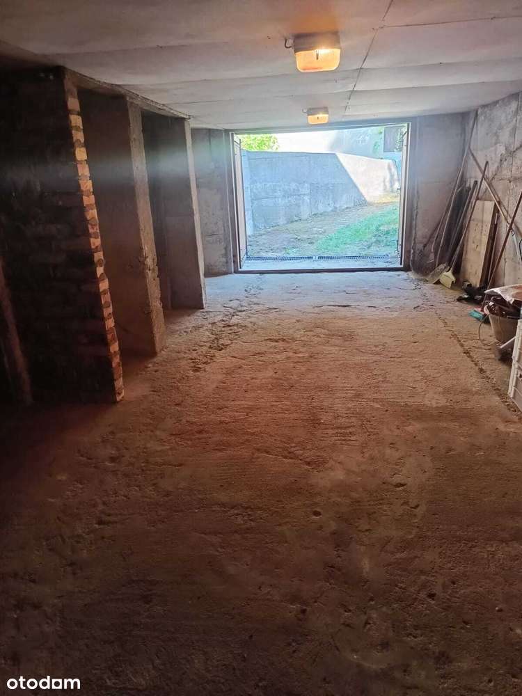 dom drewniany , z bali na działce 1423m-10