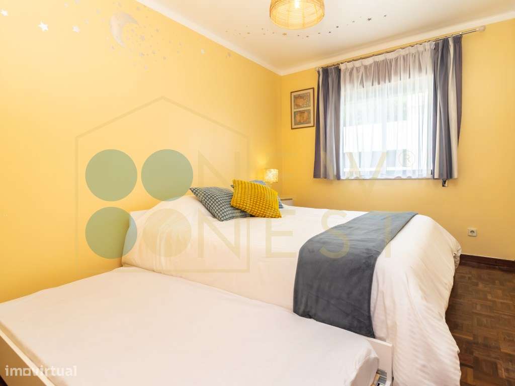 Apartamento T2 em Vila Maria - Semi-Renovado e Mobilado-22