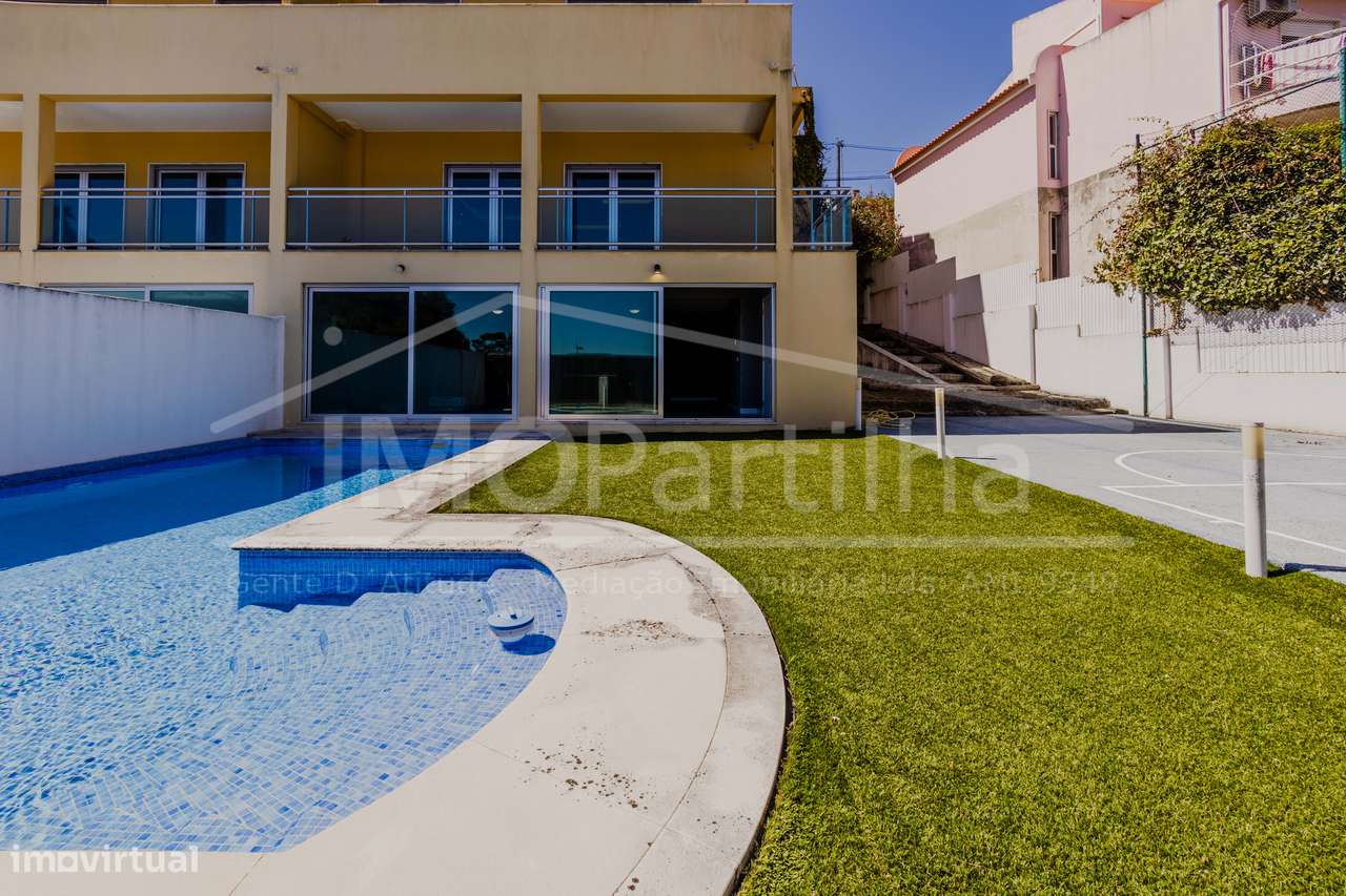 Moradia T5 C/ Piscina e campo de Basketball - Sintra-25