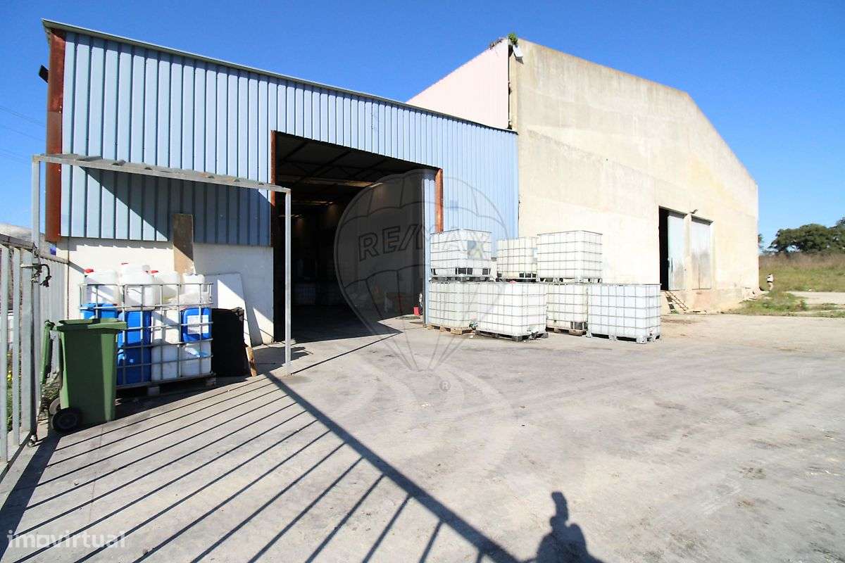 Armazém T0 para venda-10