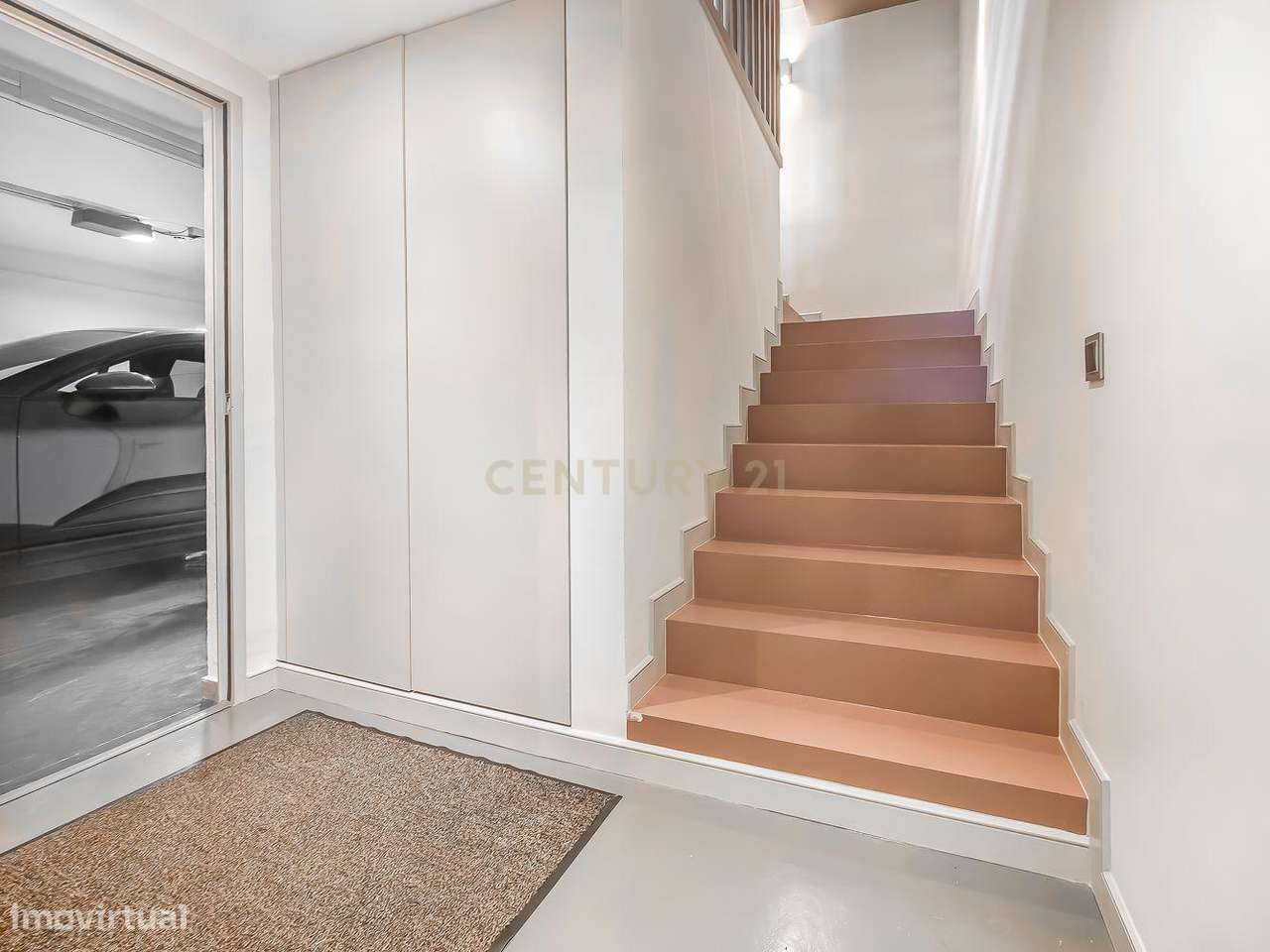 Moradia T4 em Condomínio Privado | Piscina | 6WC | Jardim | Terraço |-51