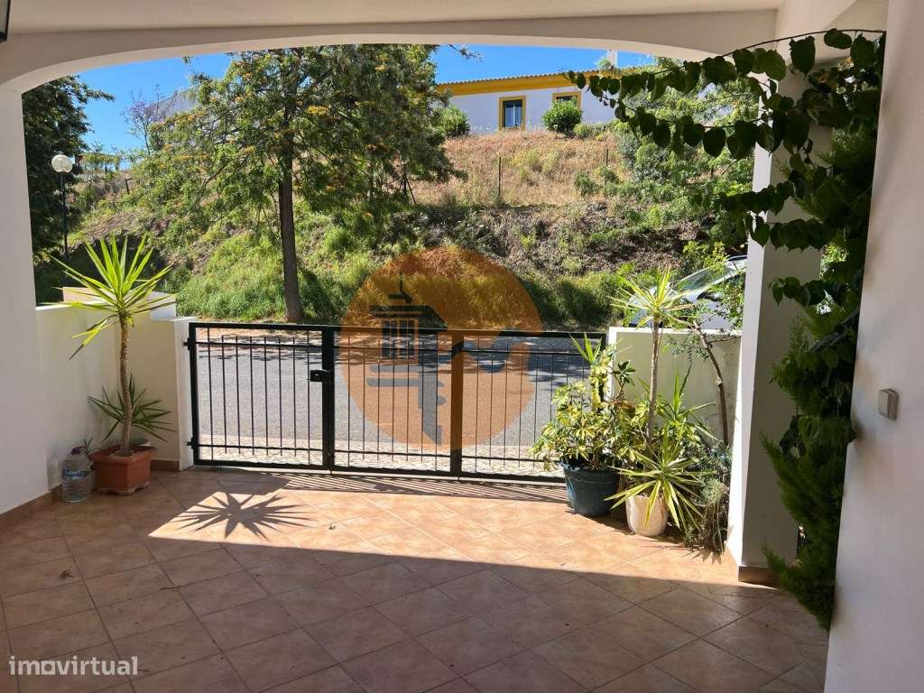 Fantástica Moradia com Piscina para venda-30