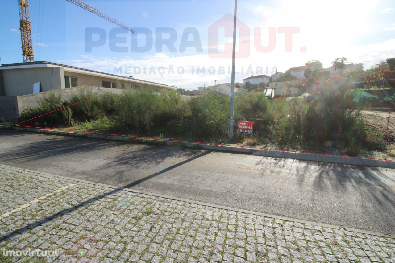 Lote de Terreno Vilela ( Paredes ) com 820 M2| Com projeto