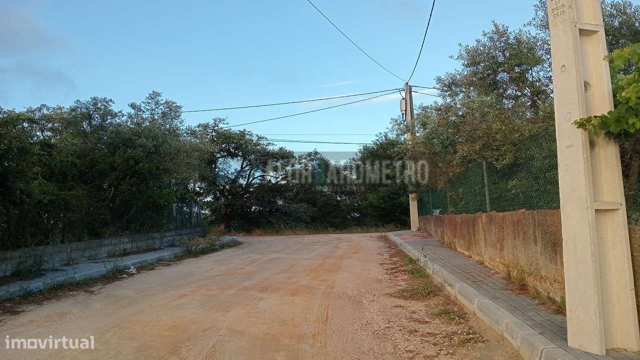Terreno Urbano em Stº António da Charneca - Barreiro-15