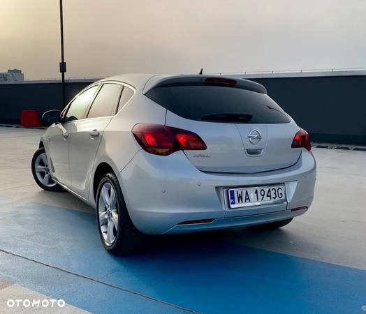 Opel Astra 1.6 Edition Sport - 3