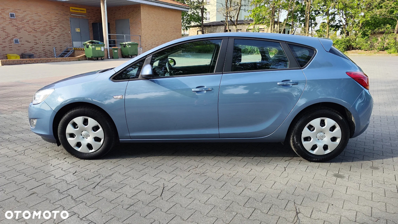 Opel Astra 1.4 ECOFLEX Selection - 5