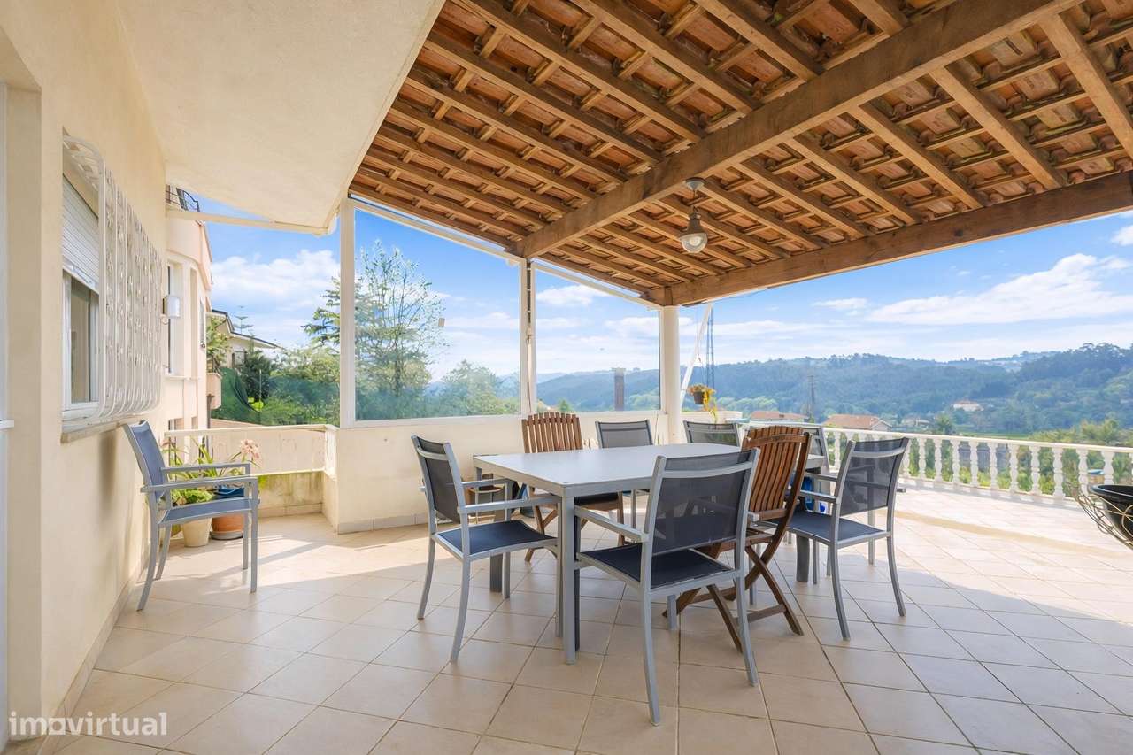 Moradia Independente T5 | Jovim (Atães) | Vista Panorâmica Rio Douro-48