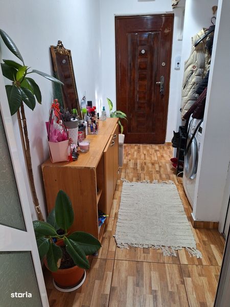 Schimb ap 2 camere etaj.4 cu garsoniera