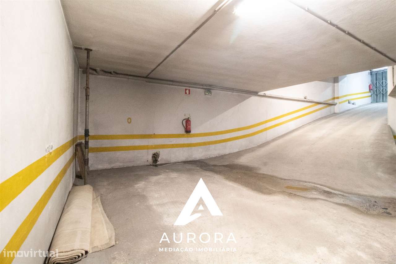 Apartamento T3 Venda em Oliveira de Azeméis, Santiago de Riba-Ul, Ul,-32