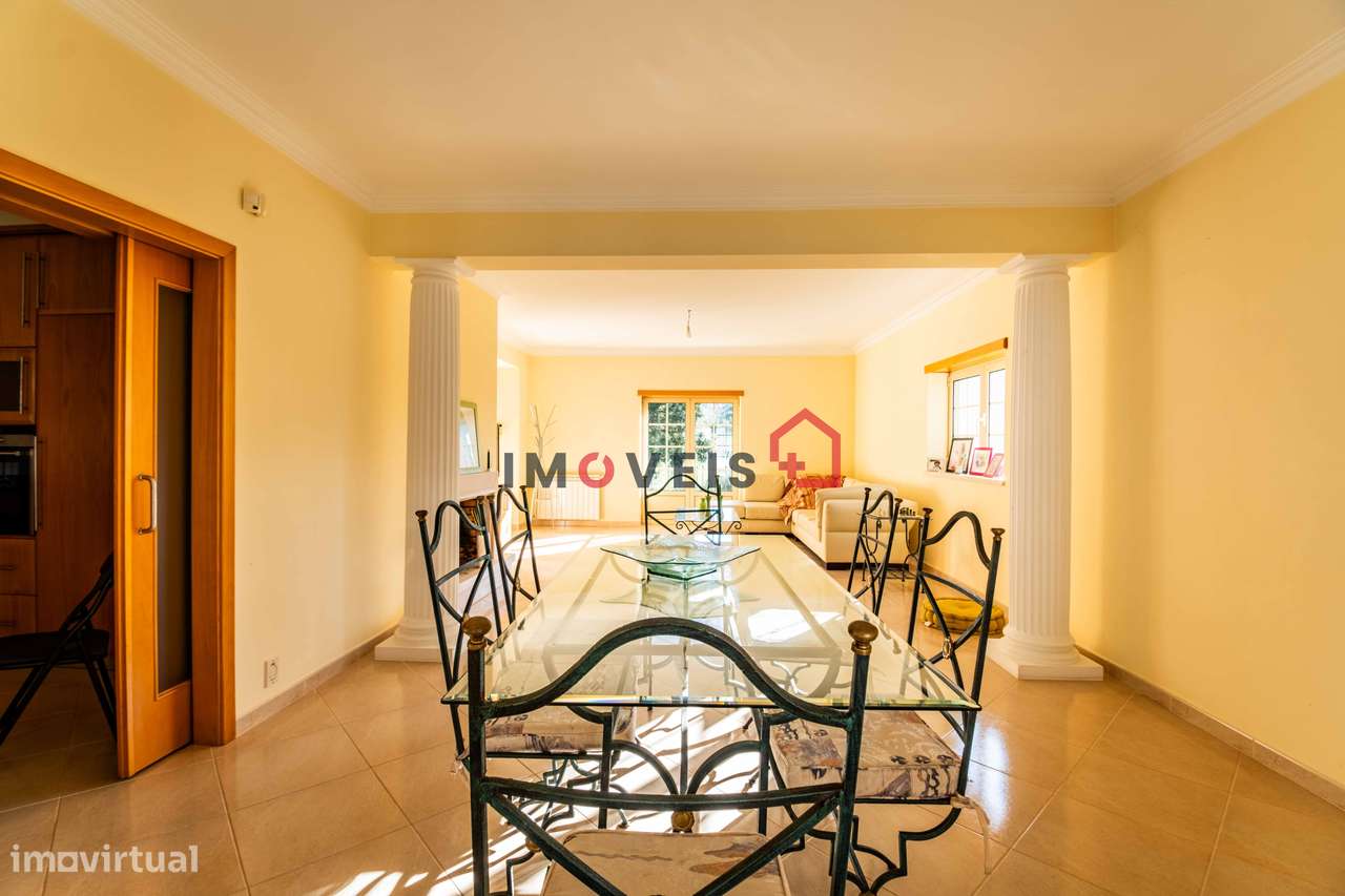 Moradia T5 - Cortes - Grande imagem: 5/20