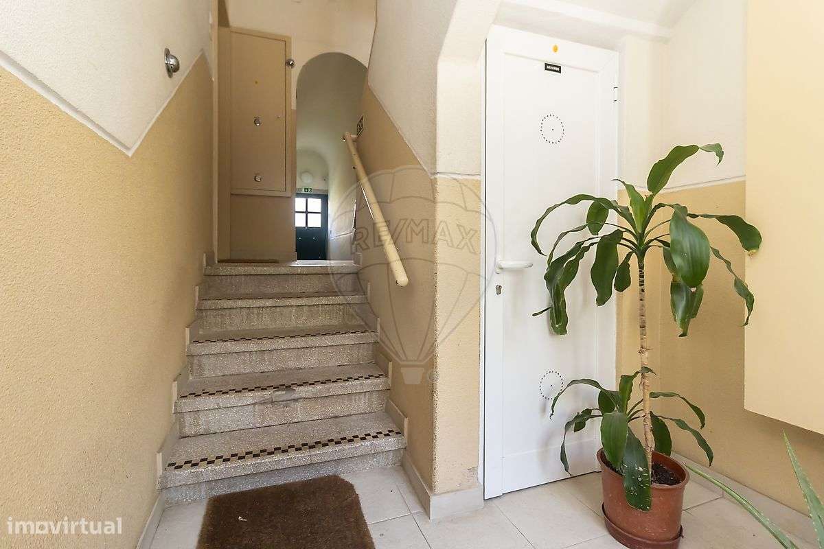 Apartamento T3 à venda em Lisboa-30