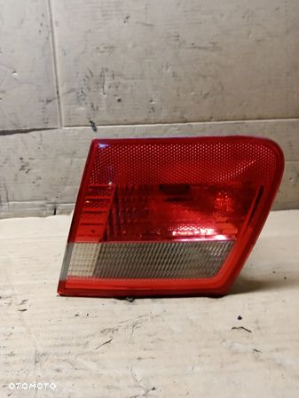 Lampa prawy tył tylna prawa w klapę BMW 3 E46 Kombi 8374810 - 1