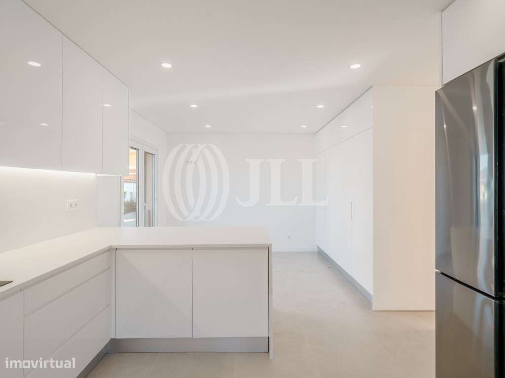 Moradia T4 com jardim e piscina, em Sassoeiros, Cascais - Grande imagem: 5/29