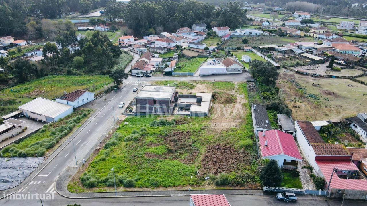 Lote de Terreno p/ Construção Moradia Geminada em S. Félix da Marinha