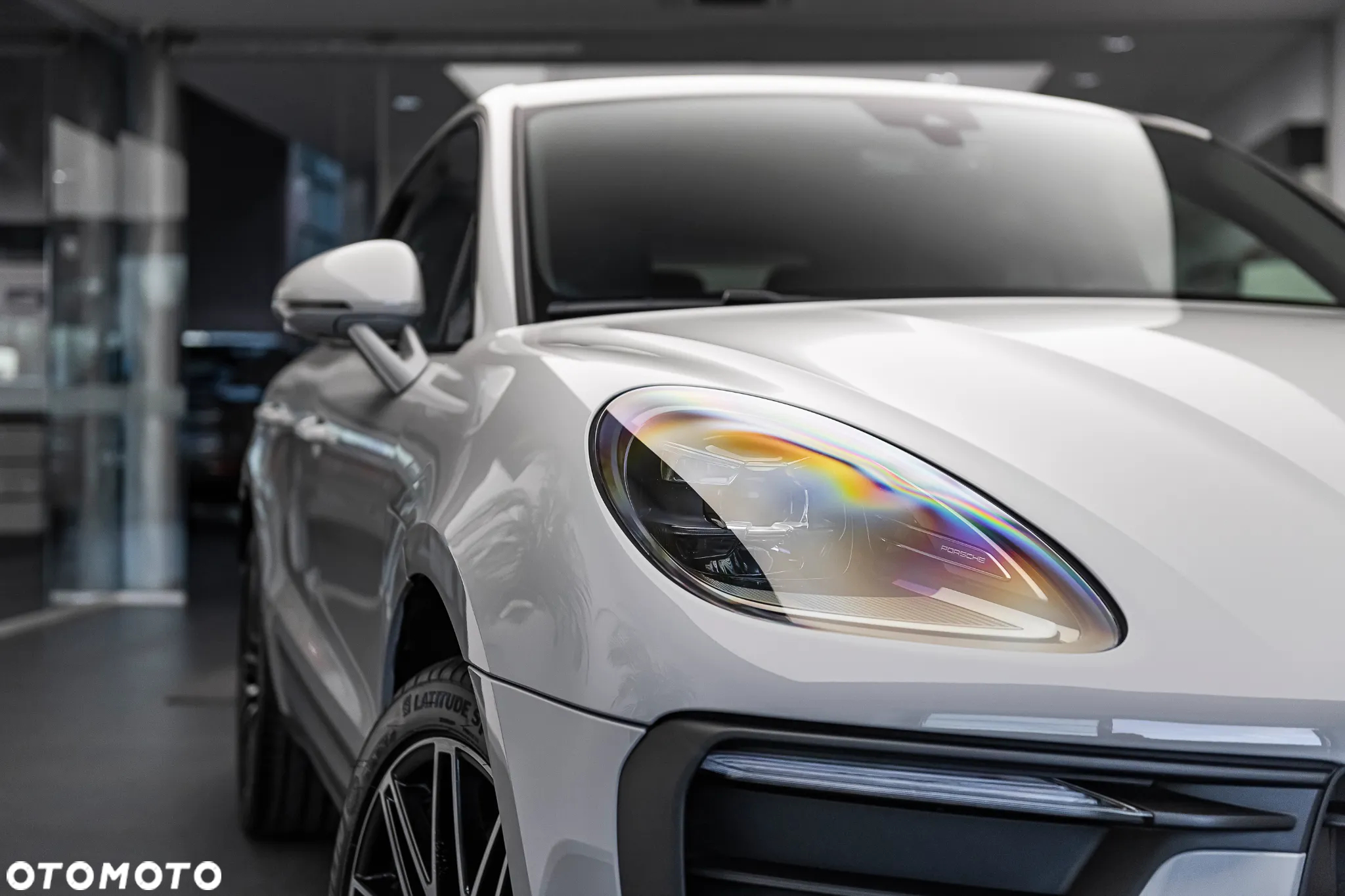 Porsche Macan Standard - 24