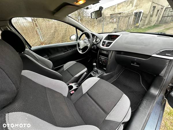 Peugeot 207 1.4 HDi Trendy - 17