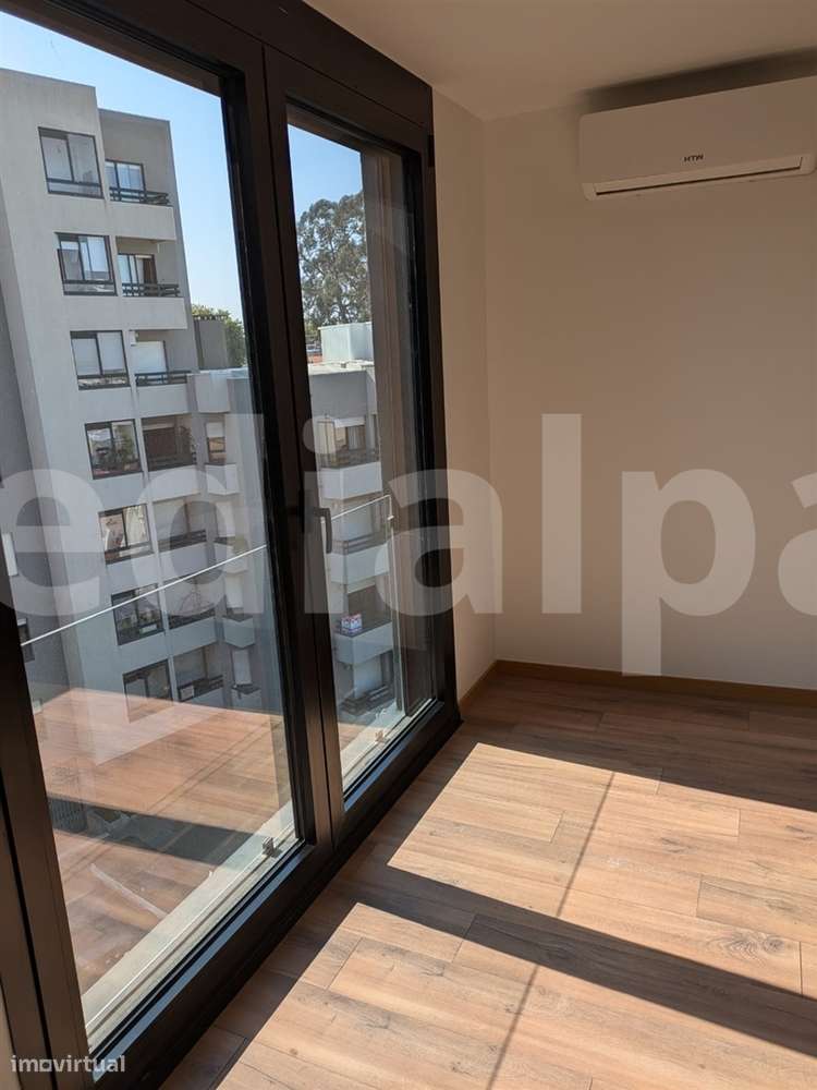 Apartamento T0 Venda em Paranhos,Porto - Grande imagem: 4/10