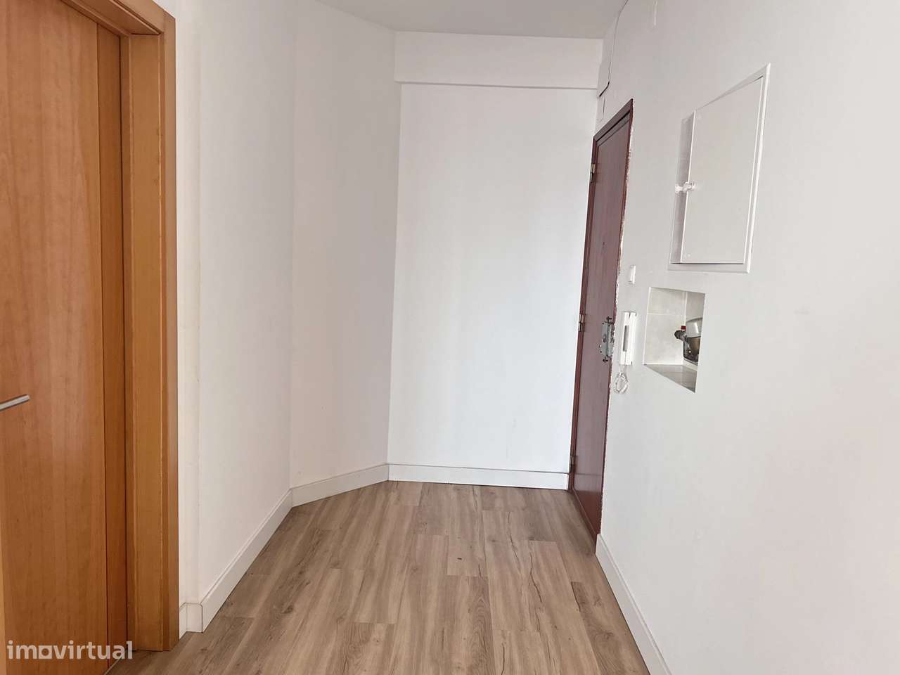 Sacavèm T3 renovado - Grande imagem: 3/28