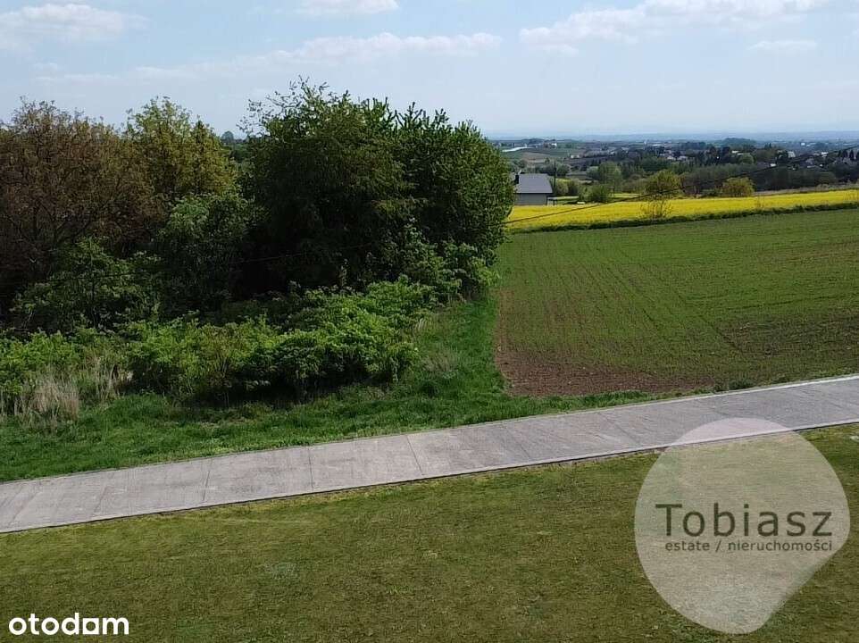 Działka budowlana ok. 41 m x 22 m,  gotowy dojazd-5