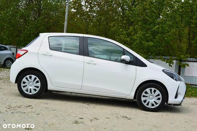 Toyota Yaris 1.5 Active - 9