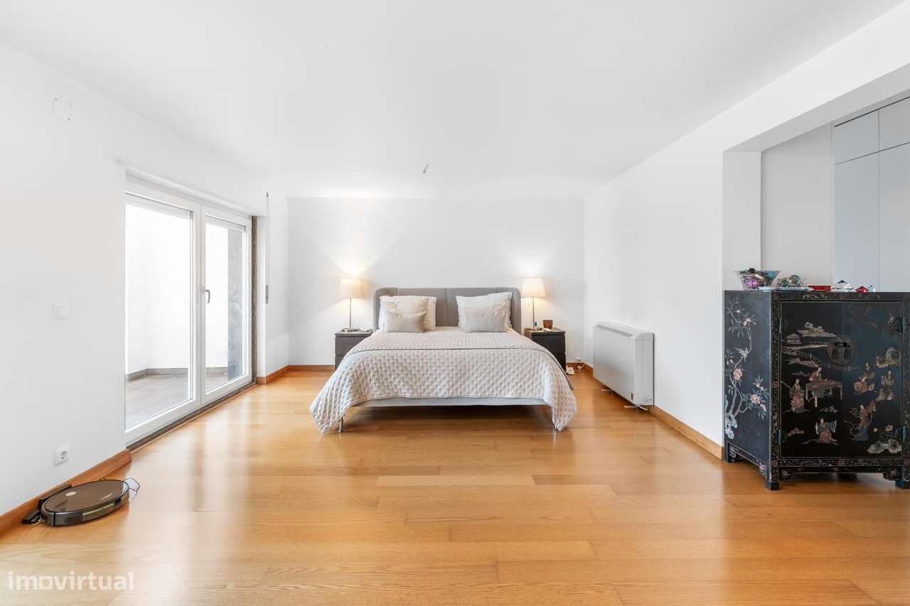 Moradia T4 com piscina, Paço de Arcos, Oeiras-12