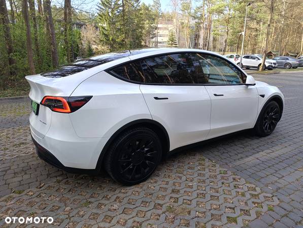 Tesla Y Model Long Range Dual Motor AWD - 6