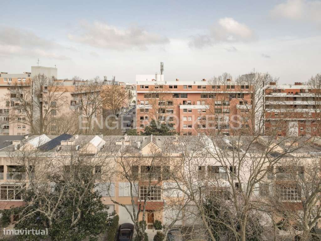 T3 em Telheiras com 91 m² - Conforto, Luz e Localização - Grande imagem: 4/25