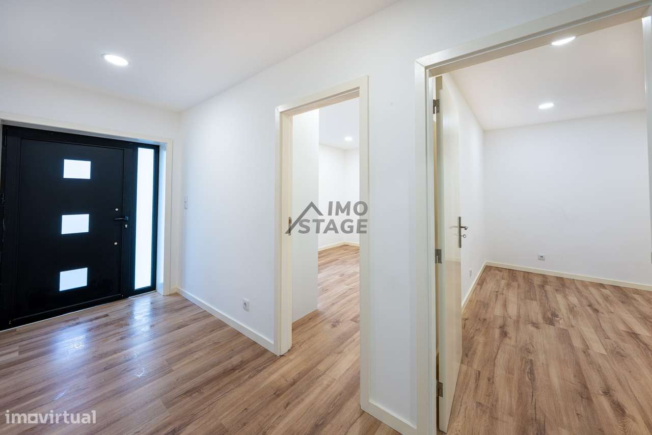 Moradia Bi-Familiar Renovada | Ermesinde – Santa Rita T1+1 e T2-21