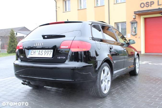 Audi A3 1.9 TDI Sportback DPF Attraction - 9