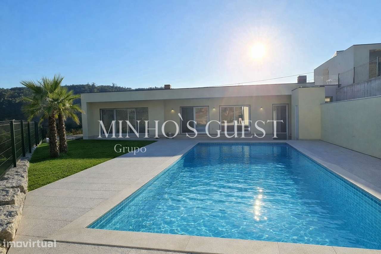 Moradia Individual V3 Nova com Piscina | Espaço, Conforto e Modernidad - Grande imagem: 2/36