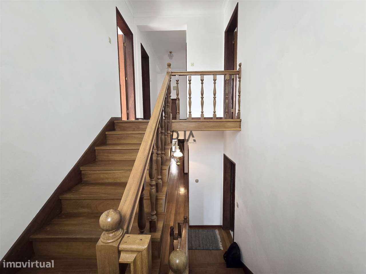 Moradia Isolada T5 em Outeiro de Espinho, Mangualde-21