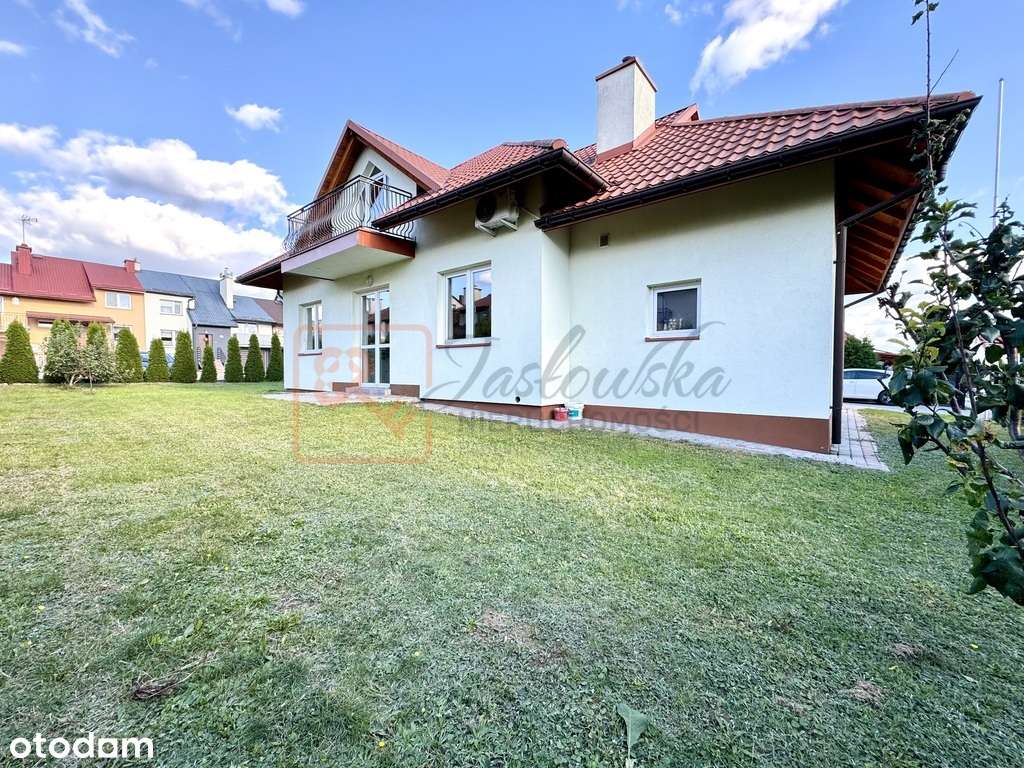 Dom mieszkalno-usługowy osiedle Niwa Głogów Młp.-1