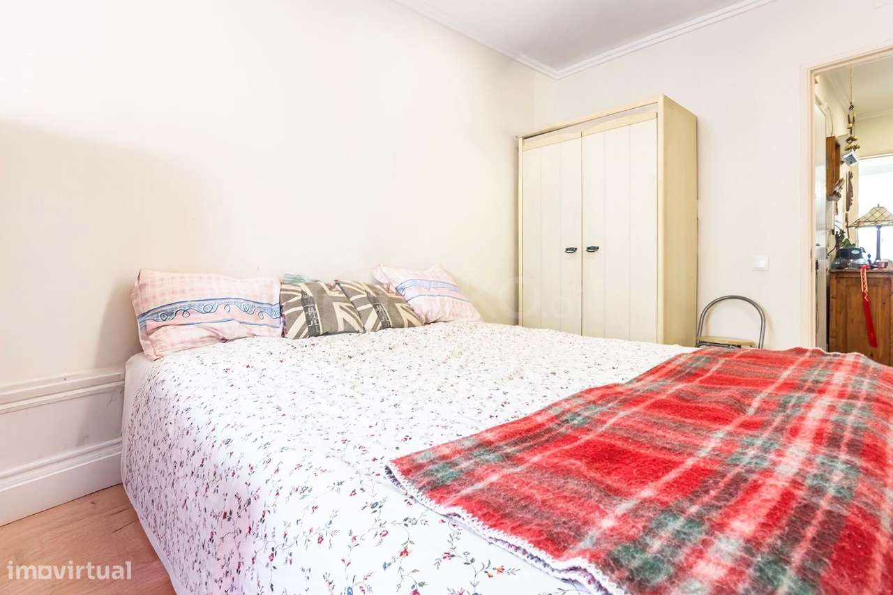 Excelente Apartamento T2 remodelado-13