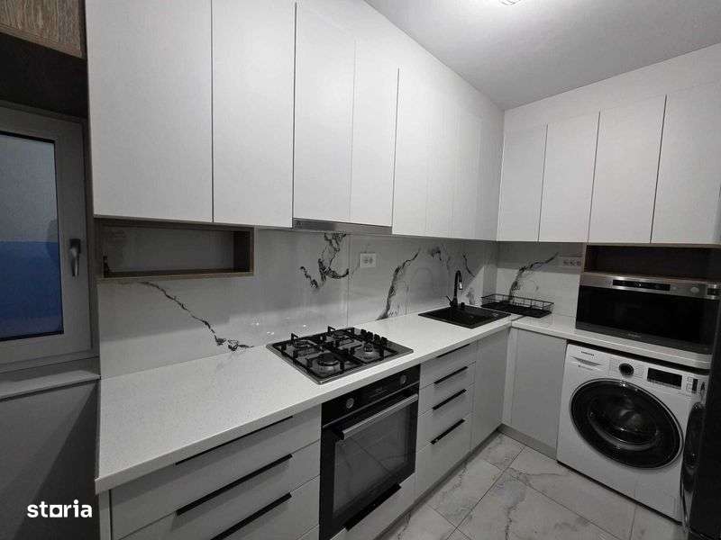 Proprietar -ap 3 camere DEC., etaj 1,mobilat si utilat,parcare privata - Imagine principală: 4/8