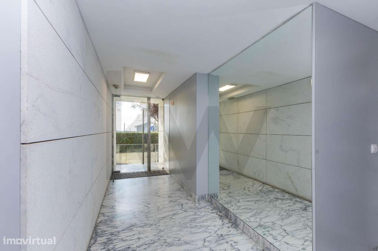 Apartamento T3 Penthouse com Vista Direta de Mar em São Félix da Marin - Grande imagem: 3/29