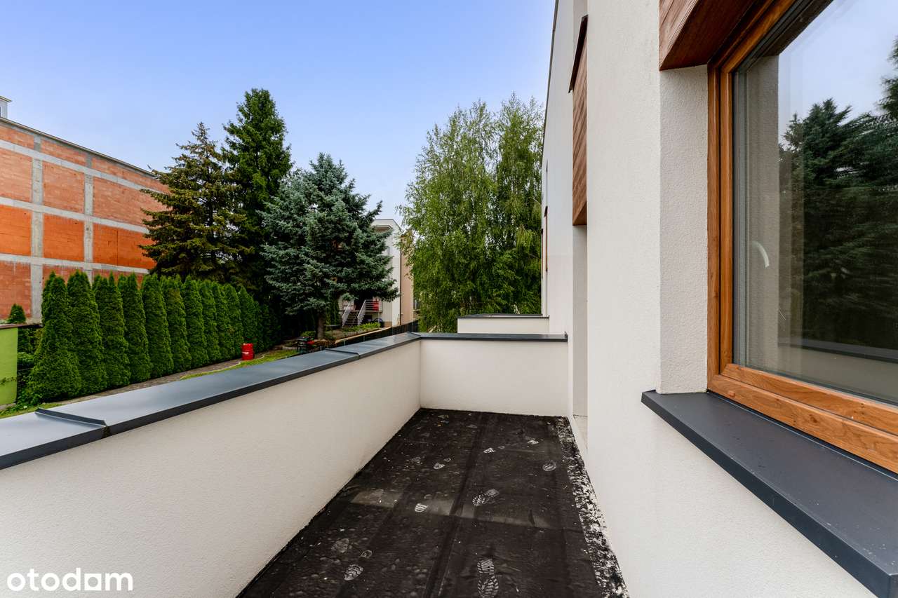 w 20 minut tramwajem do biura na Zabłocie • 111 m²-11