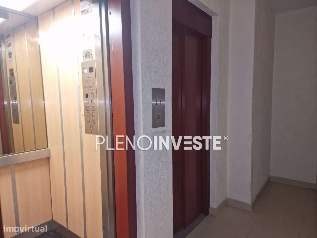 T2 com suite em prédio com elevador-21