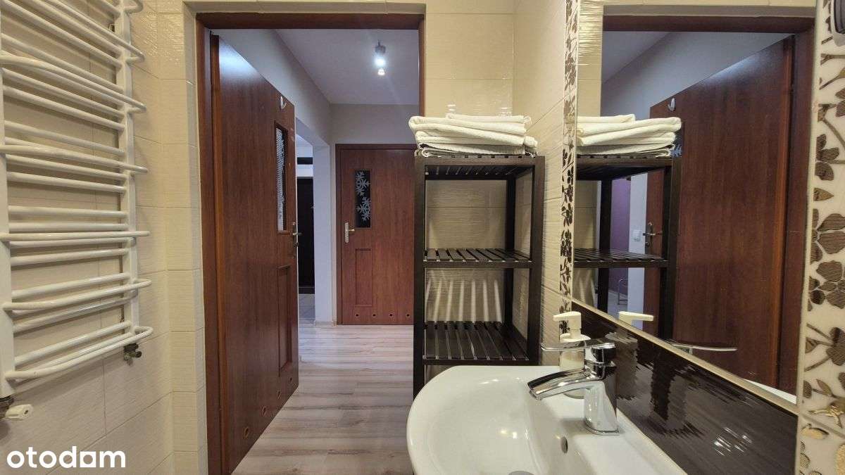 Apartament 65m2 z Tarasem I Widokiem Na-9